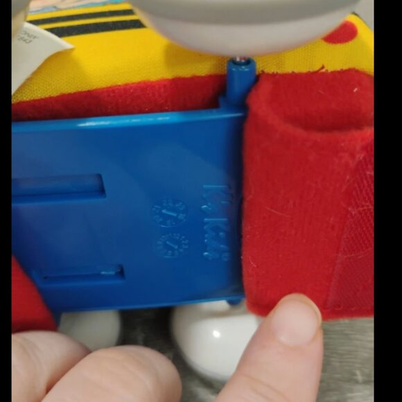 Melissa And Doug K's Kids Pull Back Soft School Bus Pull Back Vehicle Toy 9M+ - Picture 9 of 11